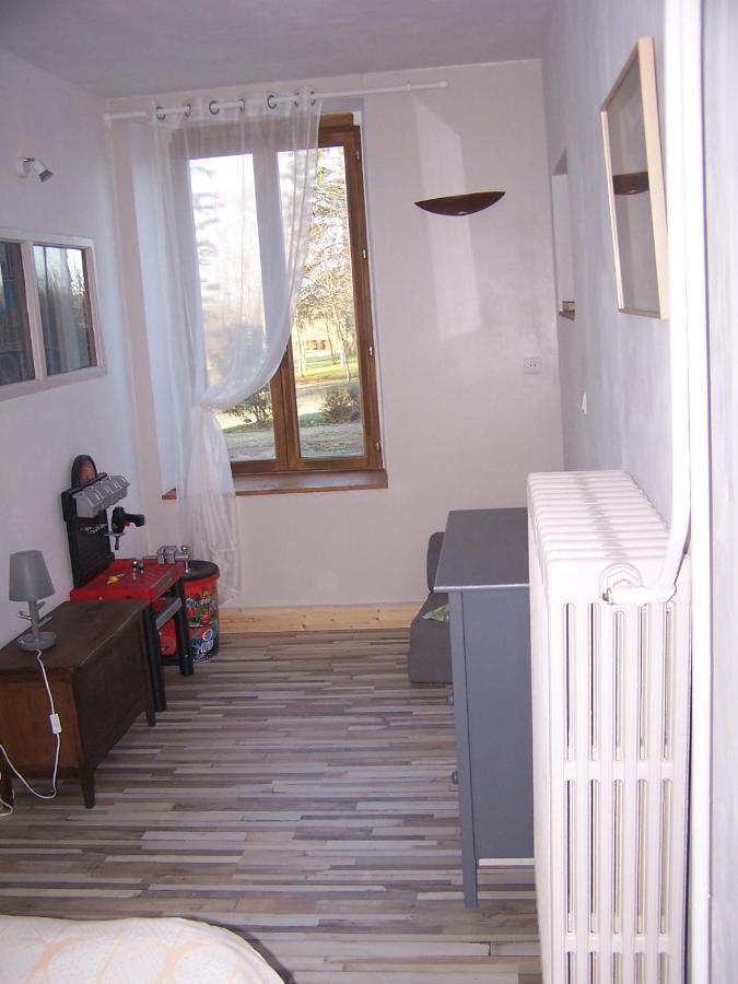 Gite en Forterre Druyes-les-Belles-Fontaines Exterior foto